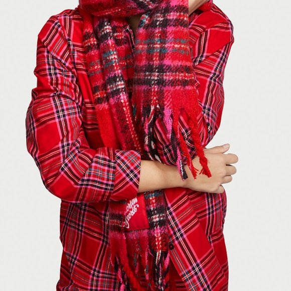 VS Flannel Pajama Set Red Plaid Pajama PJs Long Sleeve Pants Great Present NWT - Picture 12 of 12